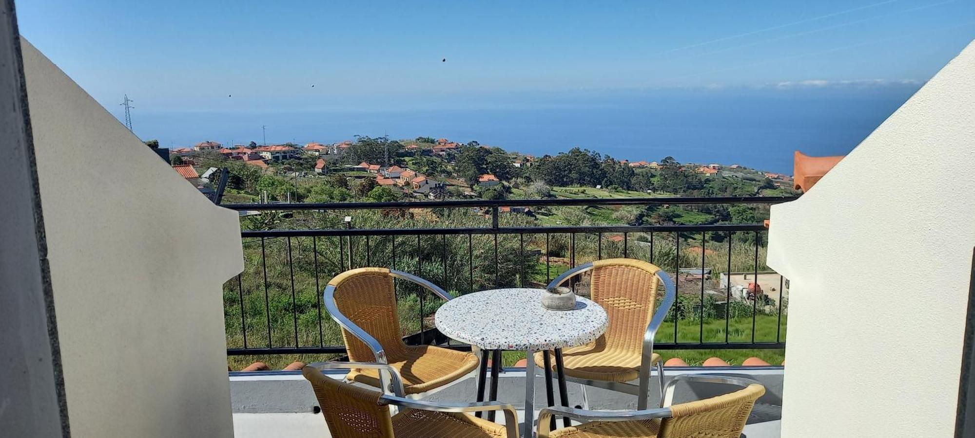 View * Ponta do Sol (Madeira)